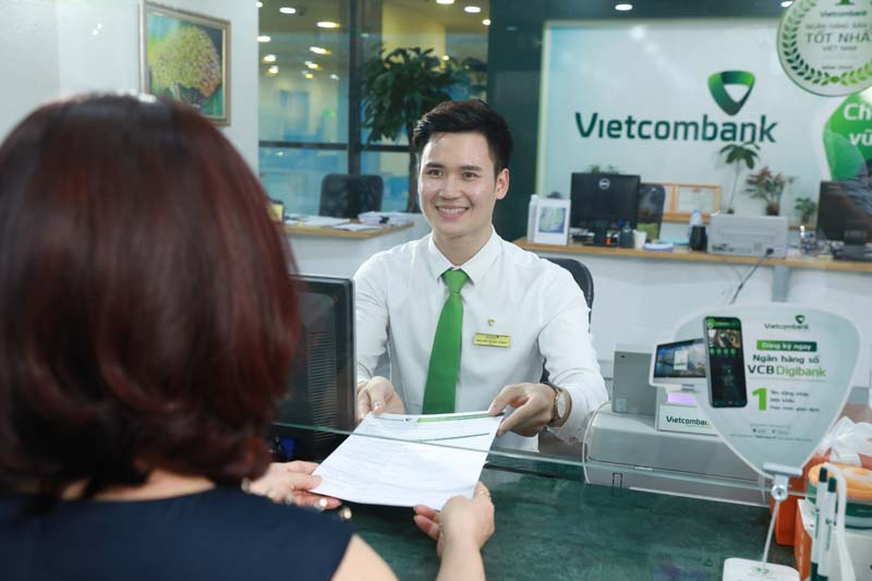 gio-mo-cua-vietcombank
